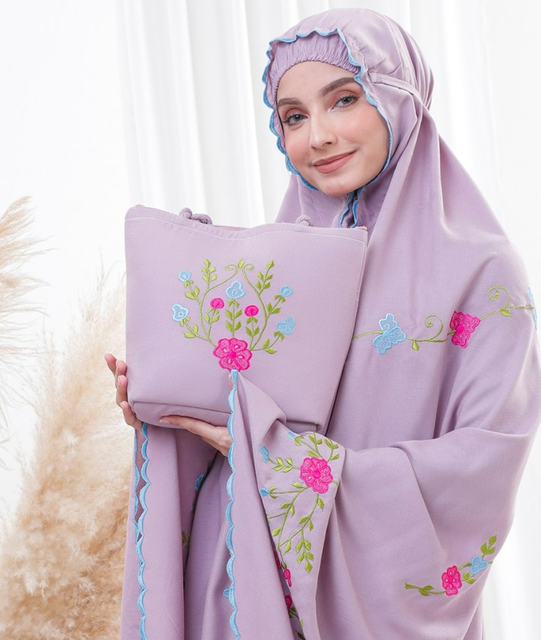 Dianne Mukena Dewasa Rayon Bordir Lavender 1